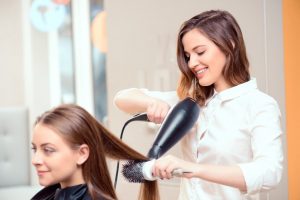 سه راه موفقیت در کسب و کار آرایشگری زنانه